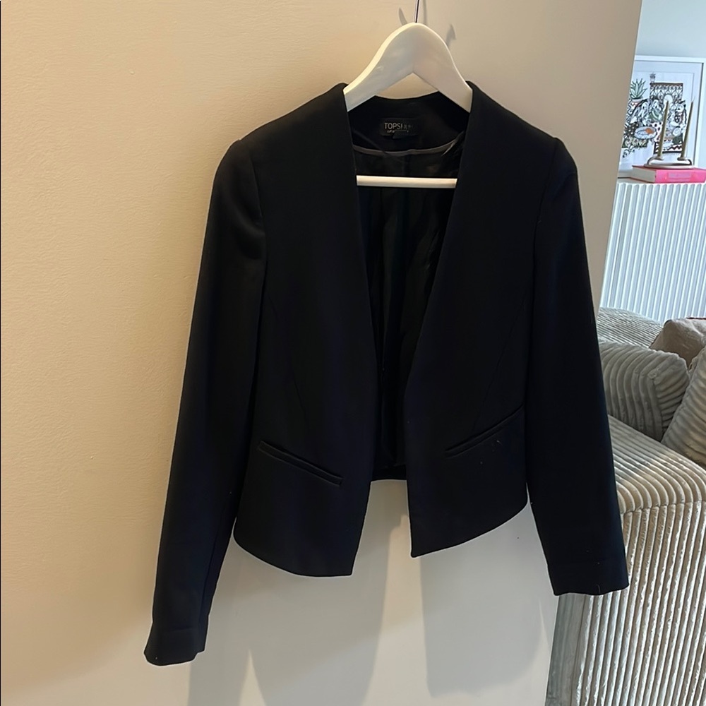 Women's Black Jacket